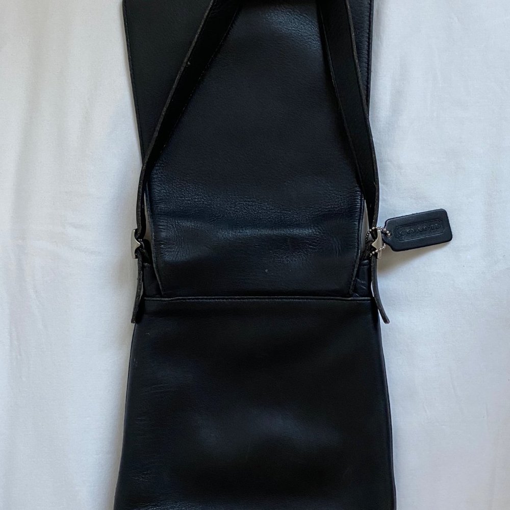 Vintage Black Coach Shoulder Bag - Picture 3 of 7